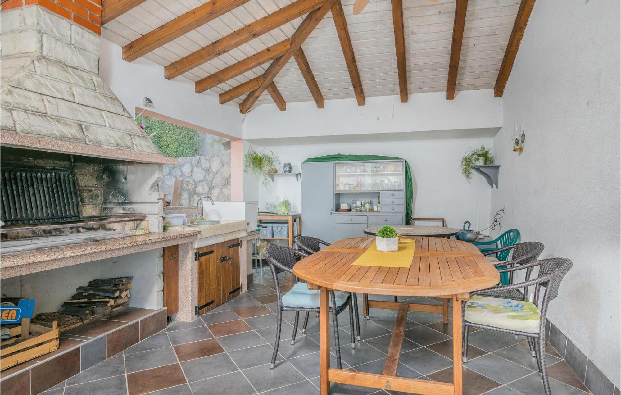 Gorgeous Apartment In Cizici With House Sea View Zewnętrze zdjęcie