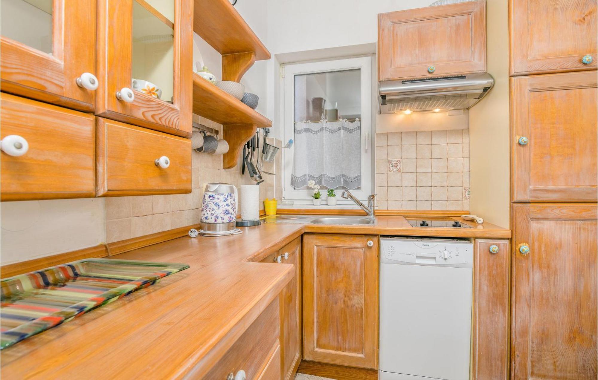 Gorgeous Apartment In Cizici With House Sea View Zewnętrze zdjęcie